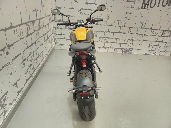 2026 Triumph Trident 660 Trident Yellow