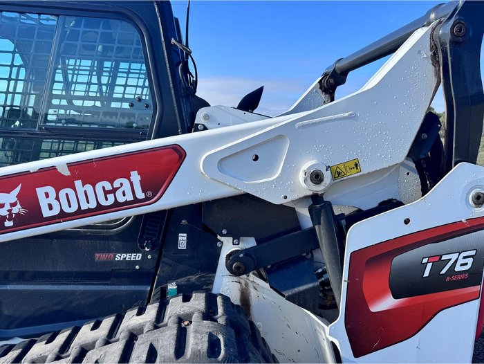 2022 Bobcat T76
