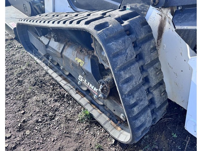 2022 Bobcat T76