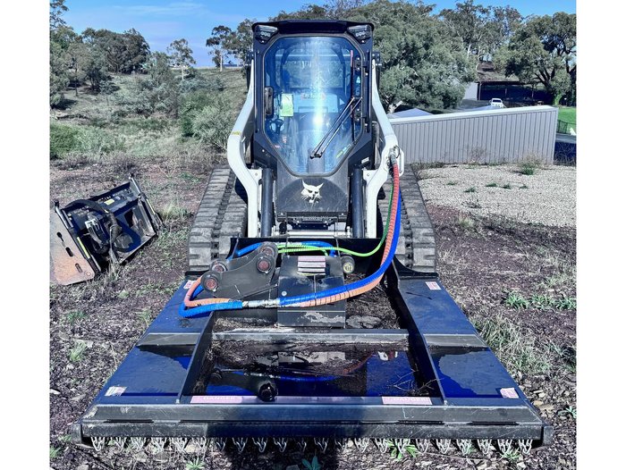 2022 Bobcat T76