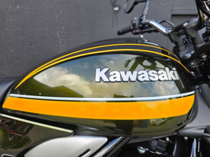 2021 Kawasaki Z900RS (ZR900C) GREEN