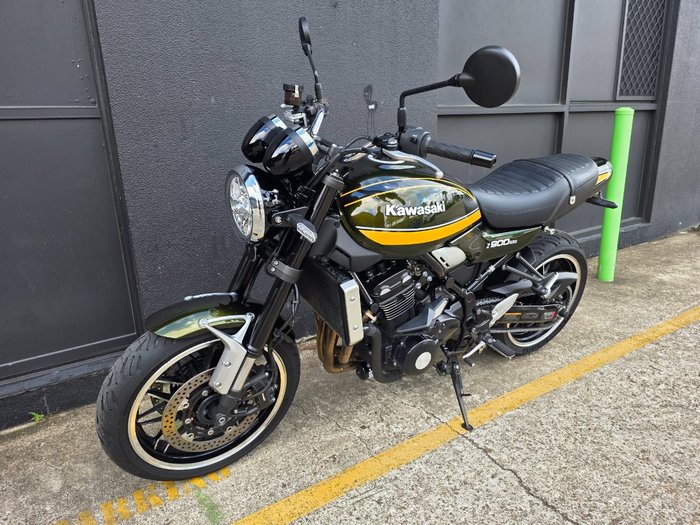 2021 Kawasaki Z900RS (ZR900C) GREEN