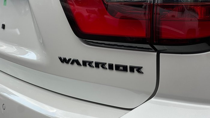 2026 Nissan Patrol Warrior Y62 MY26 4X4 Dual Range Moonstone White