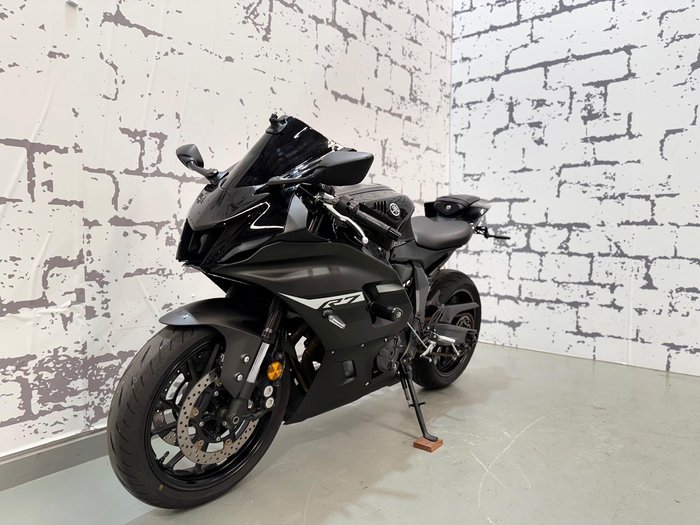 2024 Yamaha YZF-R7 LAMs YZF-R Black