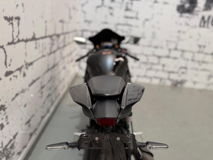 2024 Yamaha YZF-R7 LAMs YZF-R Black