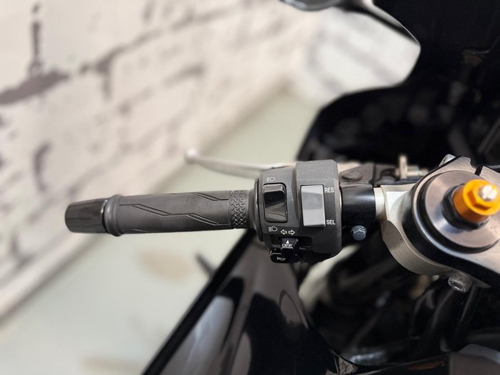 2024 Yamaha YZF-R7 LAMs YZF-R Black