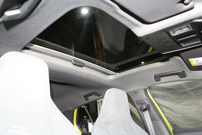 2021 Volkswagen Golf 110TSI R-Line