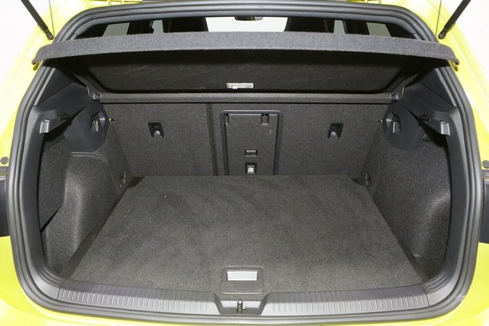 2021 Volkswagen Golf 110TSI R-Line