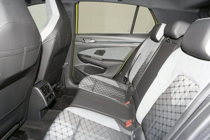 2021 Volkswagen Golf 110TSI R-Line