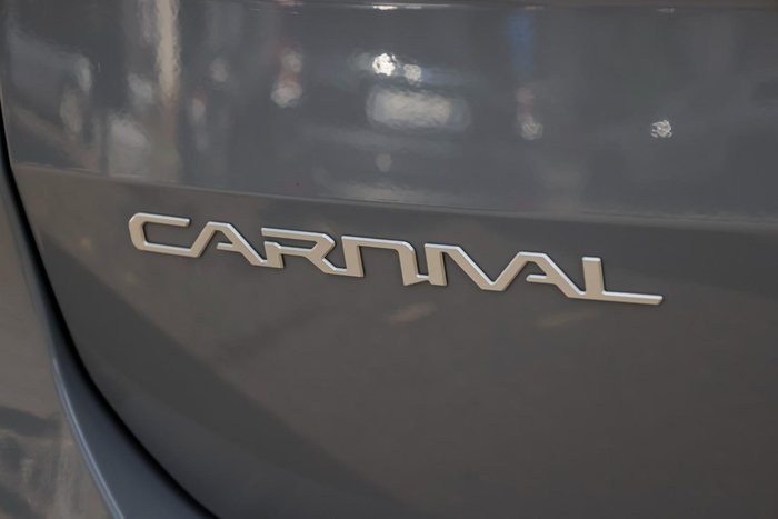 2023 Kia Carnival S