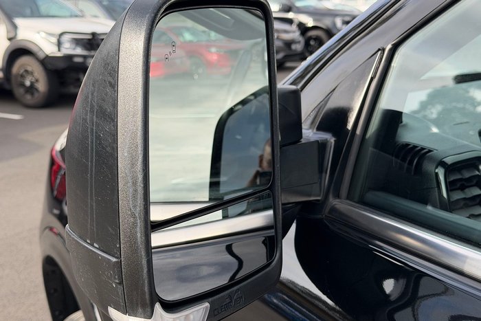 2023 Ford Everest Platinum