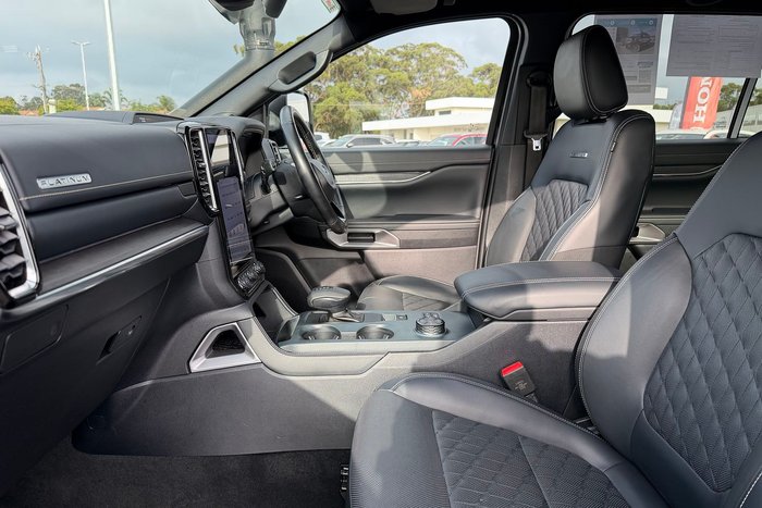 2023 Ford Everest Platinum