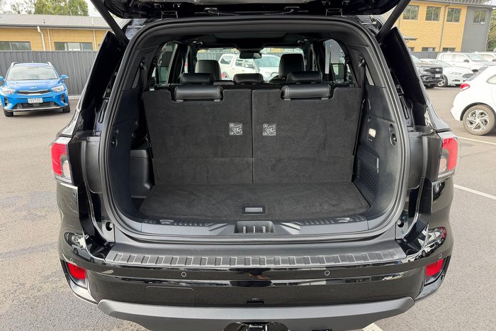 2023 Ford Everest Platinum