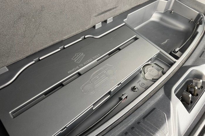 2023 Ford Everest Platinum
