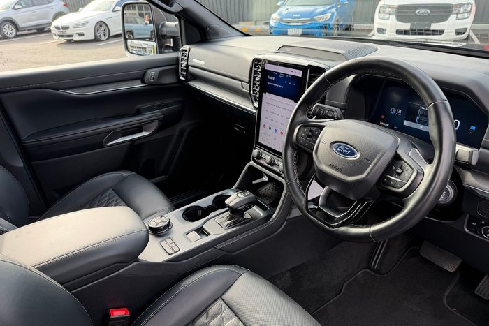 2023 Ford Everest Platinum