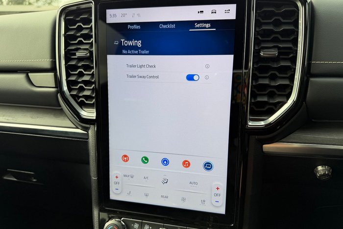 2023 Ford Everest Platinum