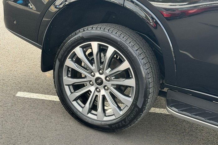 2023 Ford Everest Platinum