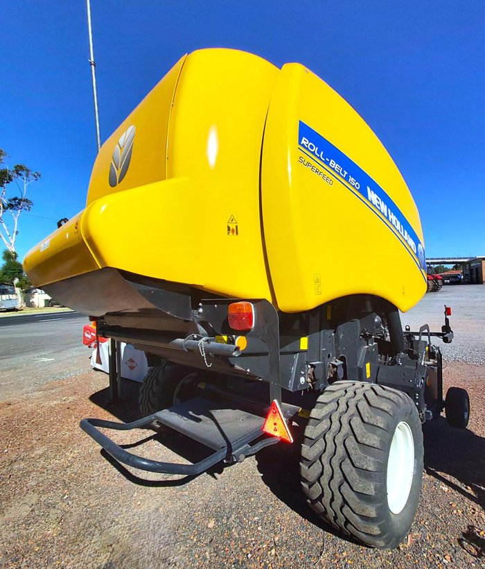 2017 New Holland Rb150 Yellow