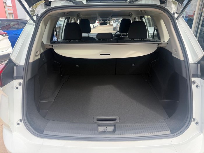 2026 Nissan X-TRAIL ST