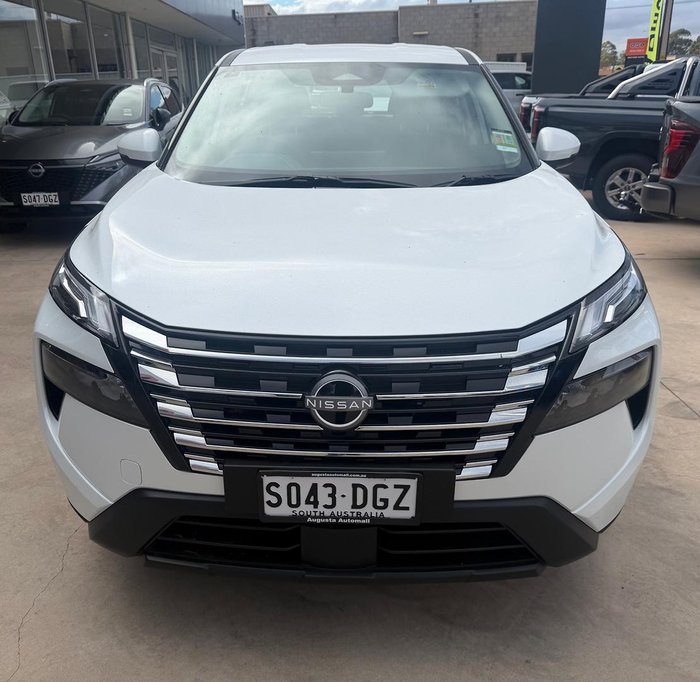 2026 Nissan X-TRAIL ST