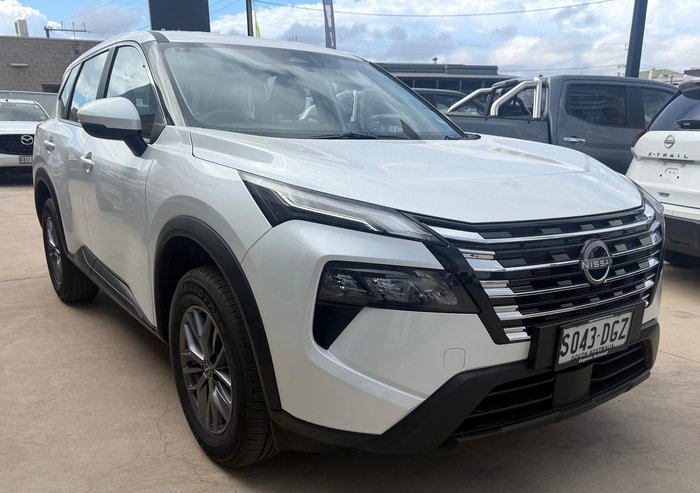 2026 Nissan X-TRAIL ST