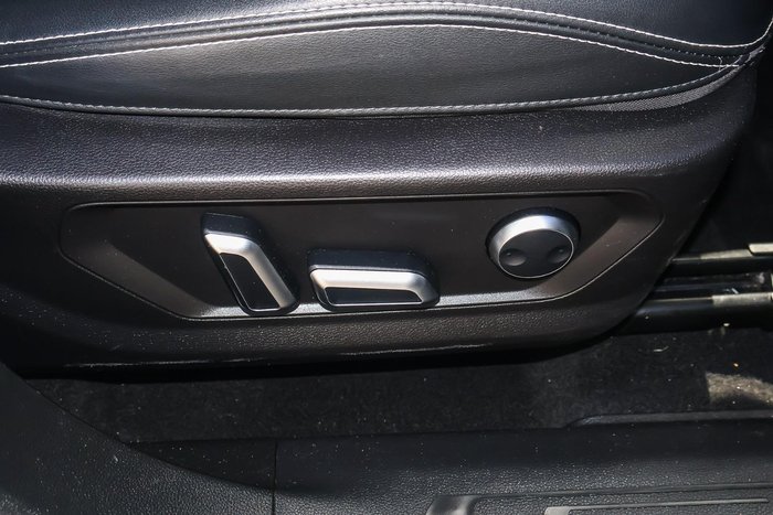 2023 GWM Haval H6 Lux Hybrid