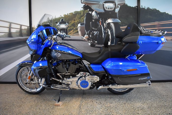 2026 HARLEY-DAVIDSON FLHXLSE CVO Street Glide Limited