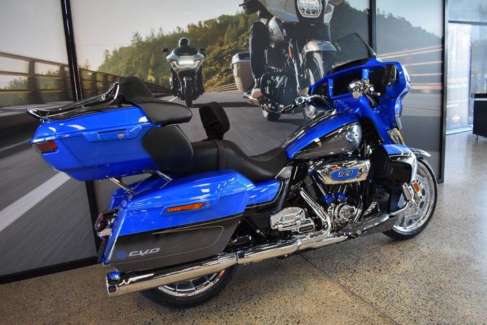 2026 HARLEY-DAVIDSON FLHXLSE CVO Street Glide Limited
