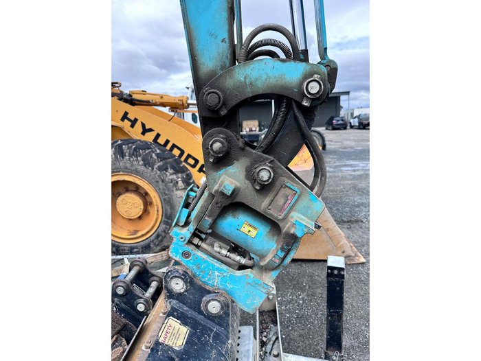 2023 Kobelco Sk17sr-6