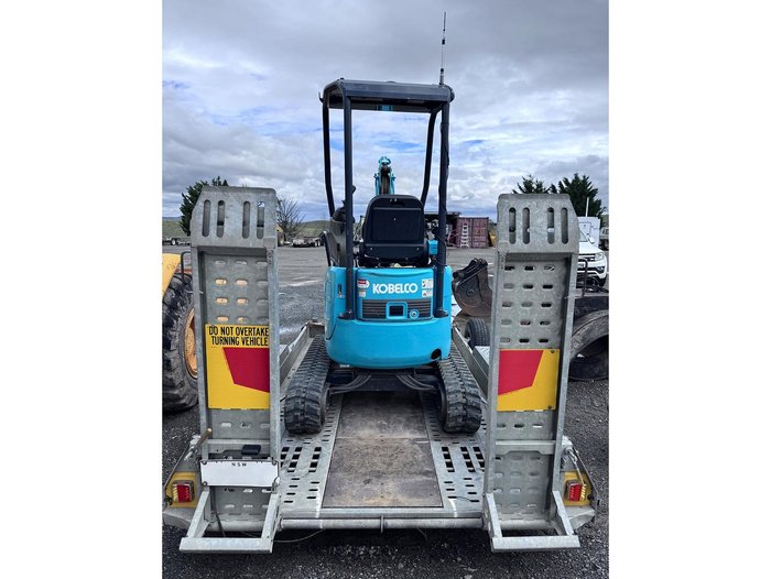 2023 Kobelco Sk17sr-6