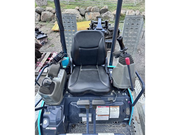 2023 Kobelco Sk17sr-6