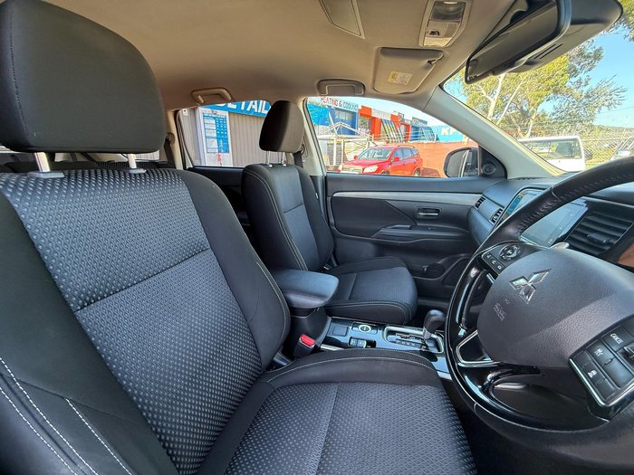 2016 Mitsubishi Outlander LS Safety Pack ZK MY17 4X4 On Demand White