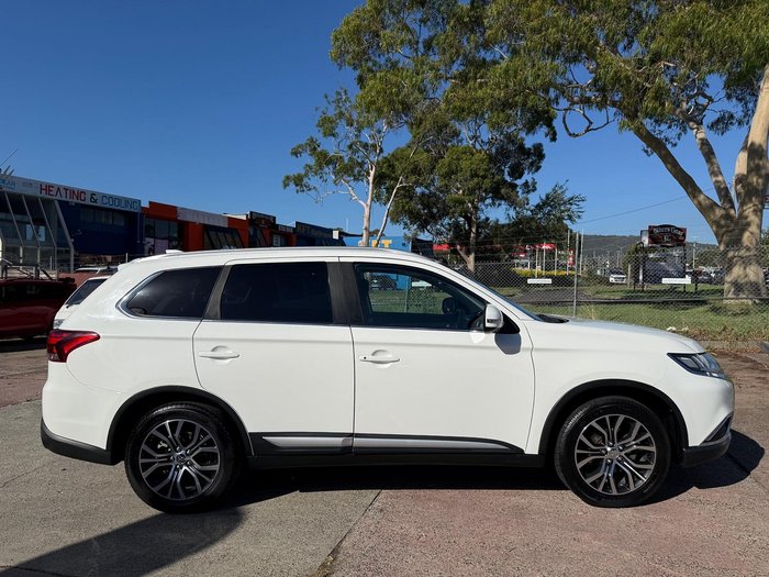 2016 Mitsubishi Outlander LS Safety Pack ZK MY17 4X4 On Demand White