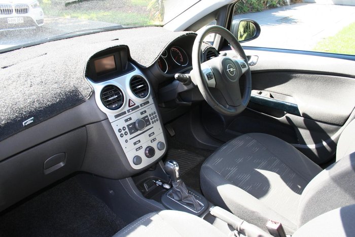 2013 Opel Corsa Enjoy CO Carbon Flash