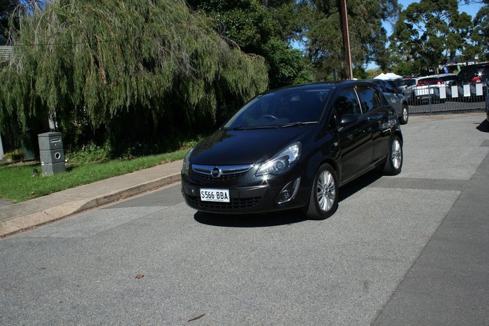 2013 Opel Corsa Enjoy CO Carbon Flash