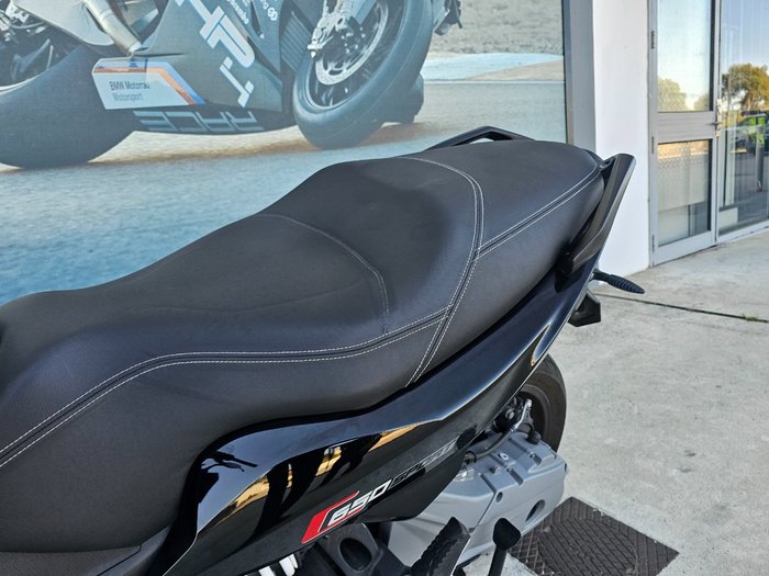 2016 BMW Motorrad C 650 SPORT Black