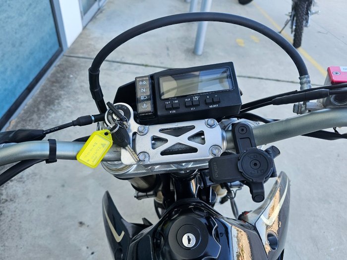 2015 Suzuki DR-Z400 SM White