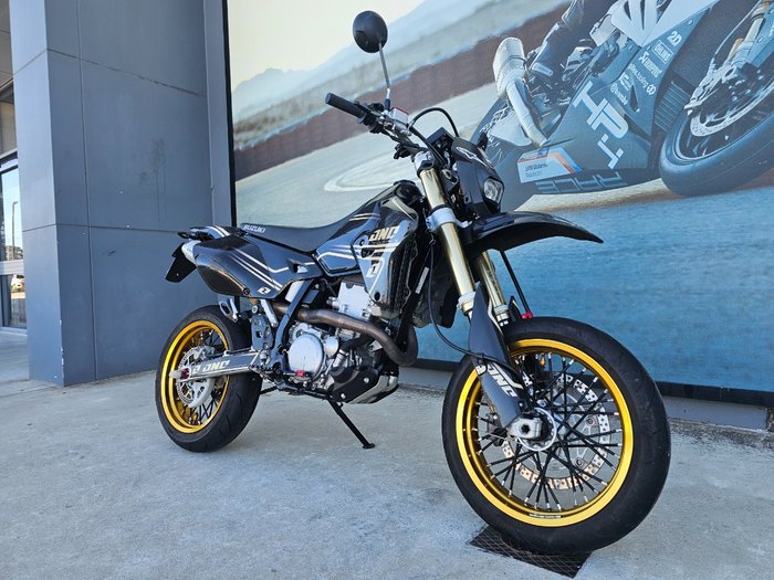 2015 Suzuki DR-Z400 SM White