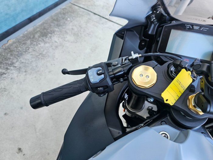 2022 Suzuki GSX-R1000A White