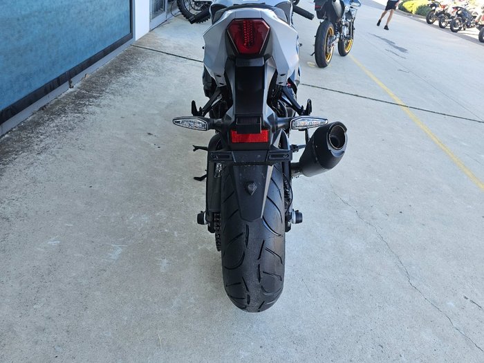 2022 Suzuki GSX-R1000A White