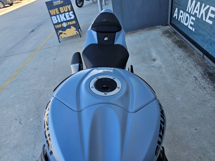 2022 Suzuki GSX-R1000A White