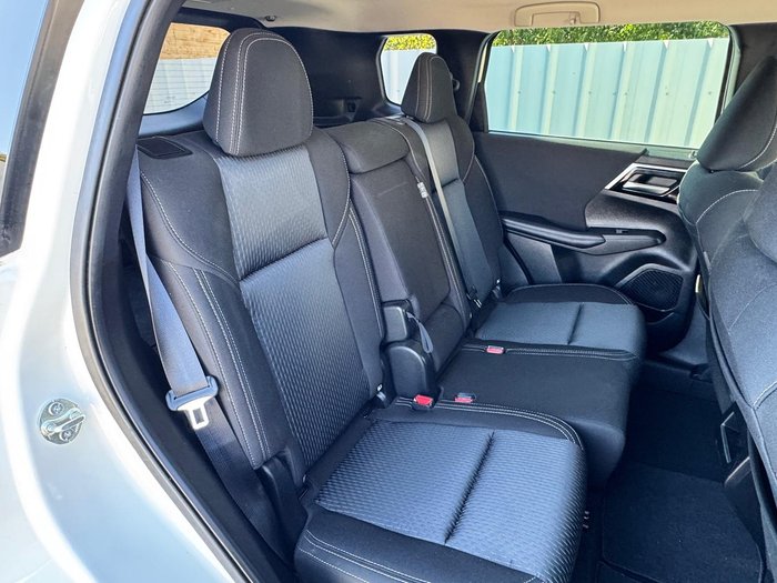 2022 Mitsubishi Outlander LS