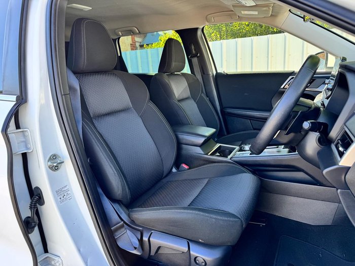 2022 Mitsubishi Outlander LS