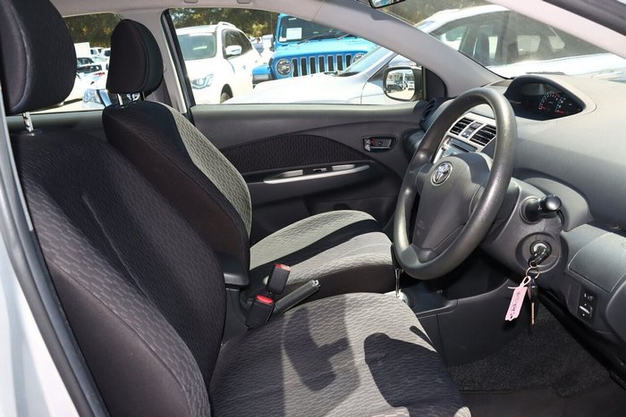 2009 Toyota Yaris YRS