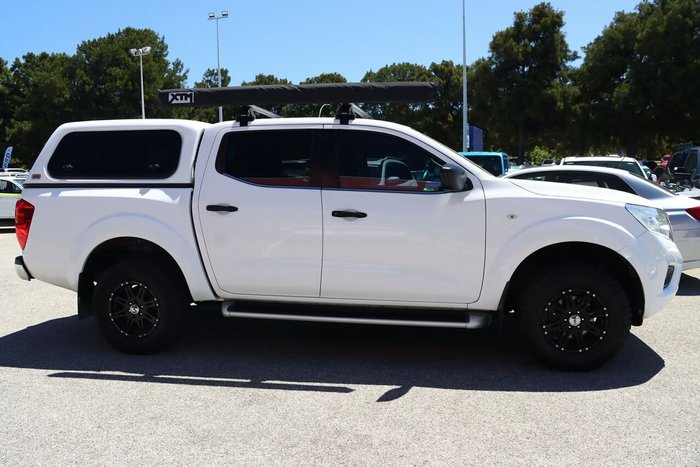 2019 Nissan Navara SL