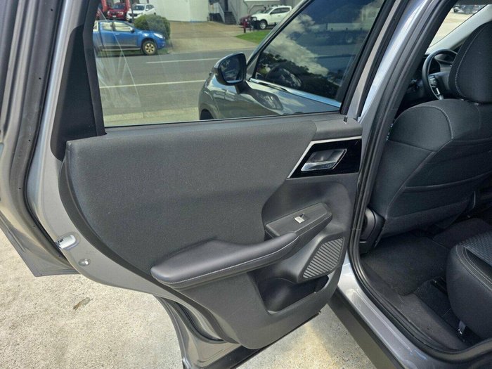 2023 Mitsubishi Outlander LS