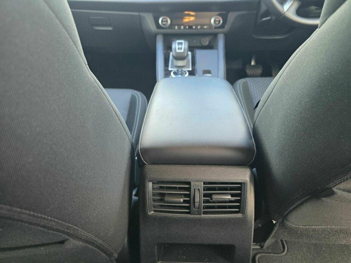 2023 Mitsubishi Outlander LS