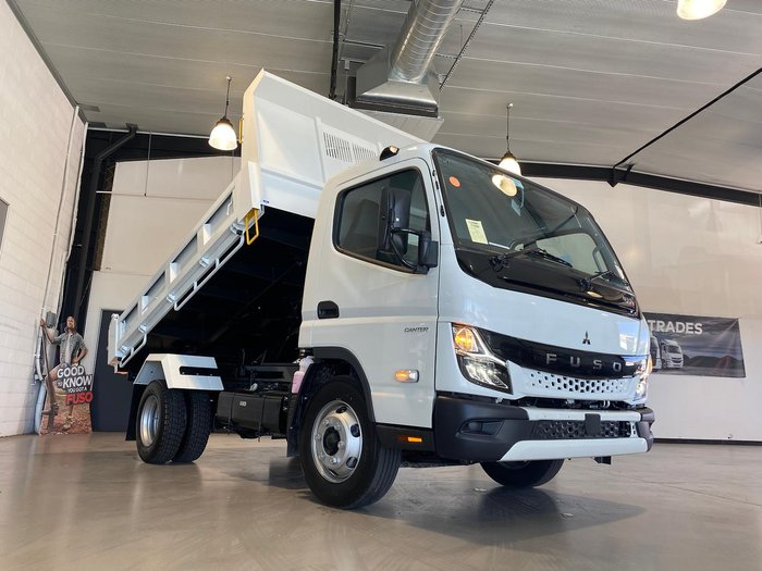 2026 Fuso Canter 815 Tipper White