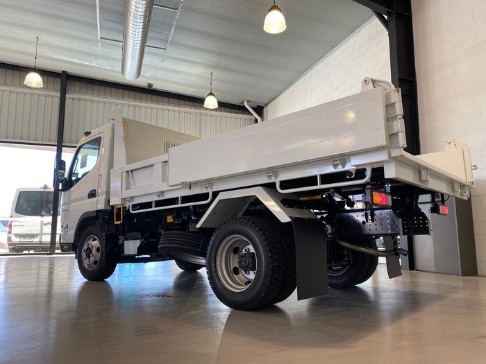 2026 Fuso Canter 815 Tipper White