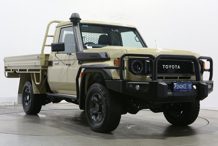2025 Toyota Landcruiser GXL
